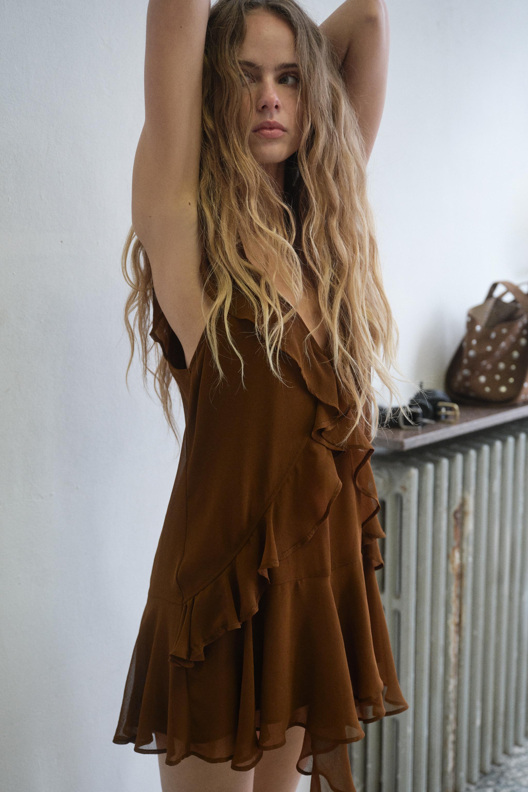 RUFFLED SHORT DRESS
